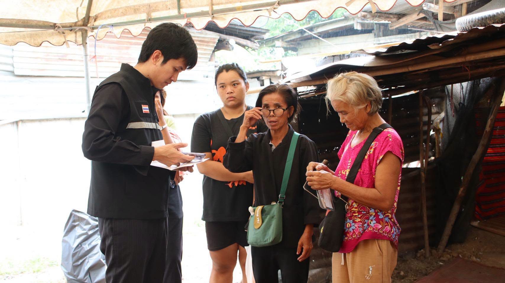 มอบเงินนักเรียนเสียชีวิต